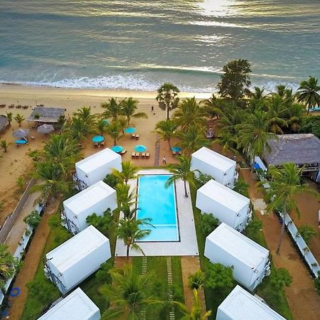 Hotel Arugambay Roccos Arugam Bay Esterno foto