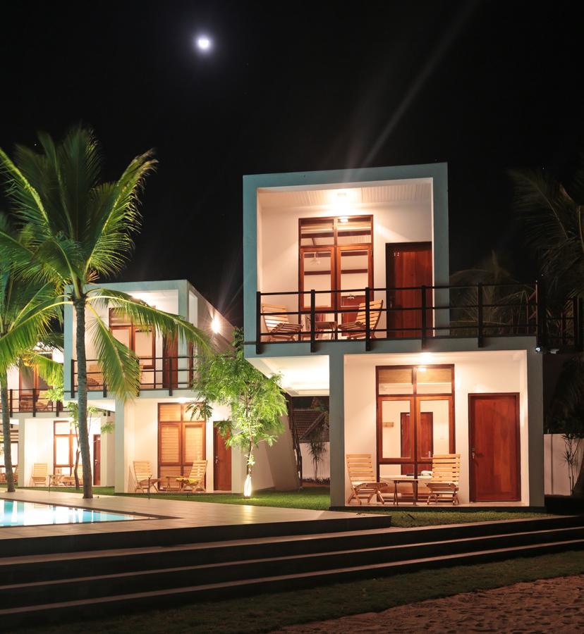 Hotel Arugambay Roccos Arugam Bay Esterno foto