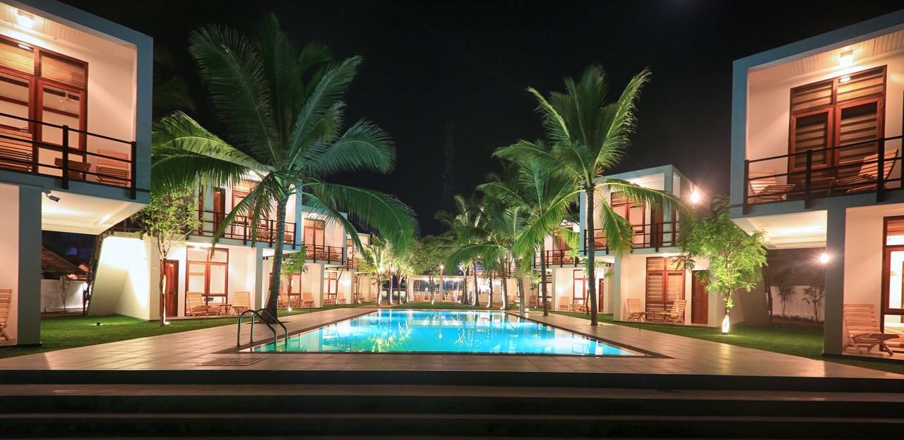 Hotel Arugambay Roccos Arugam Bay Esterno foto