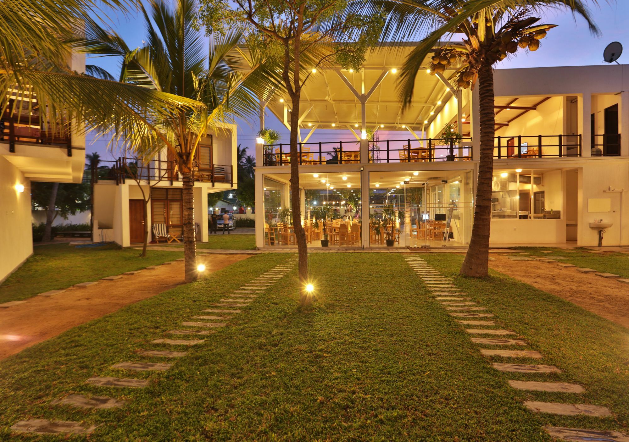 Hotel Arugambay Roccos Arugam Bay Esterno foto